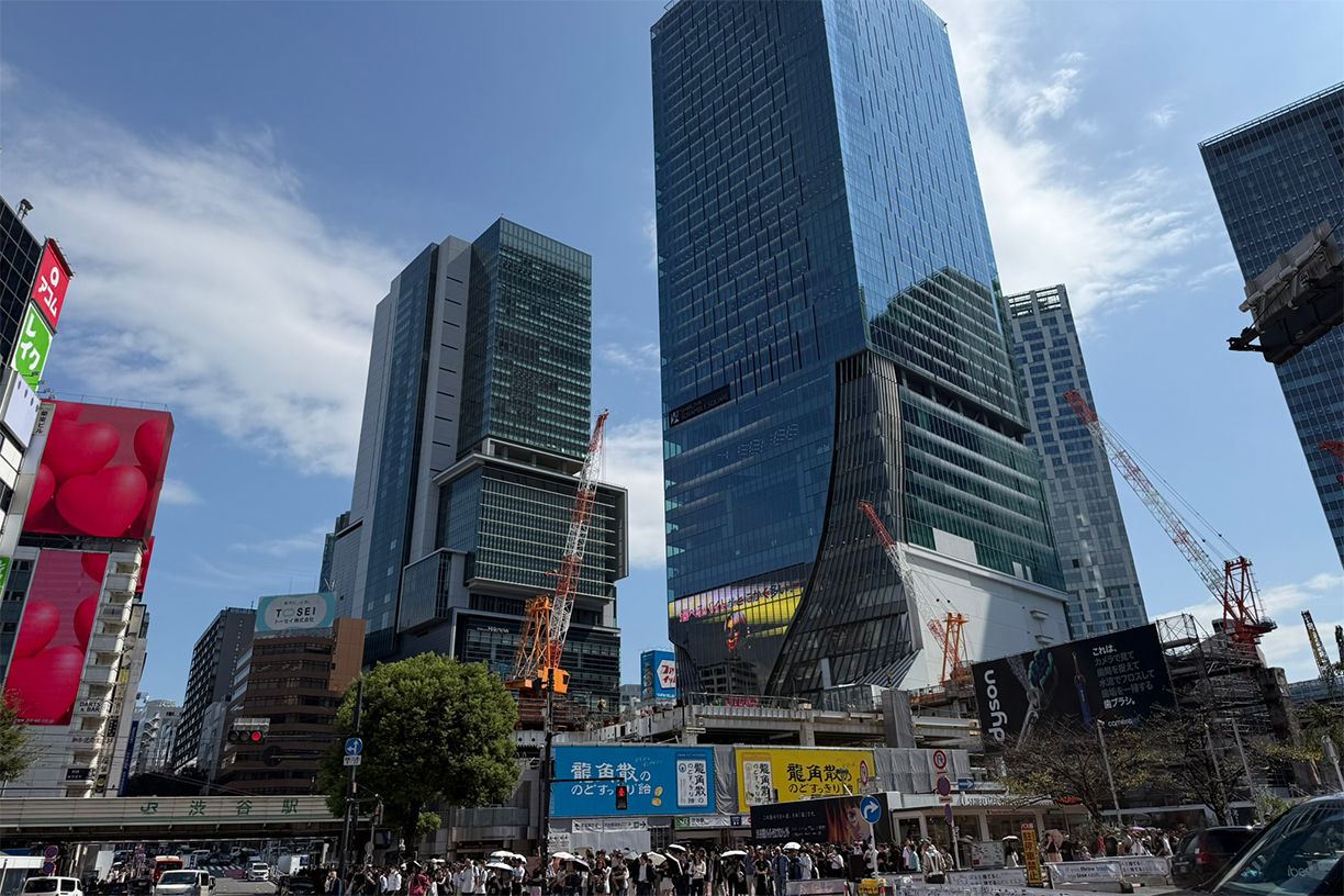 JR渋谷駅 徒歩約12分(約950m)